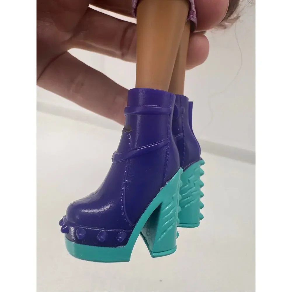 2022 Monster High Clawdeen Wolf doll